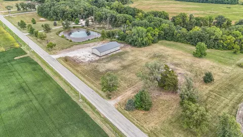 27413 Potomac Collison Rd, Potomac, IL 61865