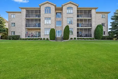 6330 Pine Ridge Dr #3D, Tinley Park, IL 60477