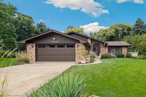 12032 Lake View Dr, Orland Park, IL 60467