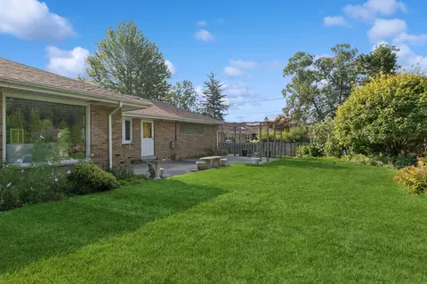 Undisclosed, Des Plaines, IL 60016 photo 25