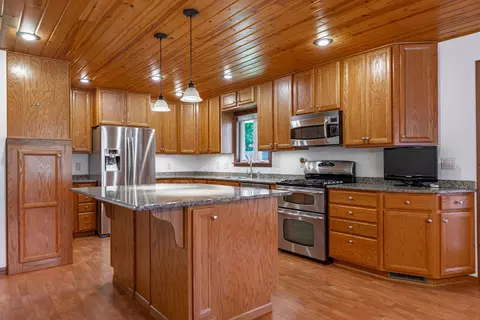Kitchen - 12989 Echo, Rockton, IL 61072 photo 1 of 3
