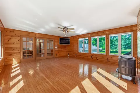 Living - 12989 Echo, Rockton, IL 61072 photo 3 of 5