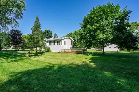 Exterior - 12989 Echo, Rockton, IL 61072 photo 8 of 8
