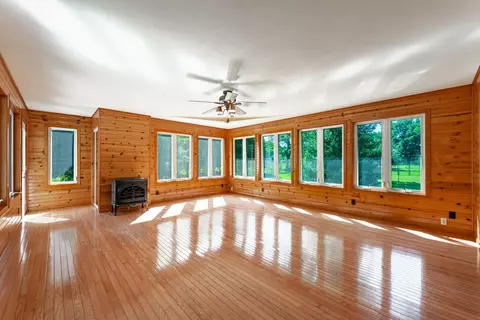 Living - 12989 Echo, Rockton, IL 61072 photo 2 of 5