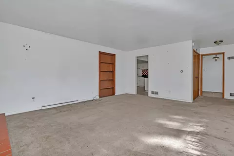 1108 E 9th St, Lockport, IL 60441 photo 5