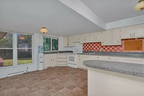 1108 E 9th St, Lockport, IL 60441 photo 7