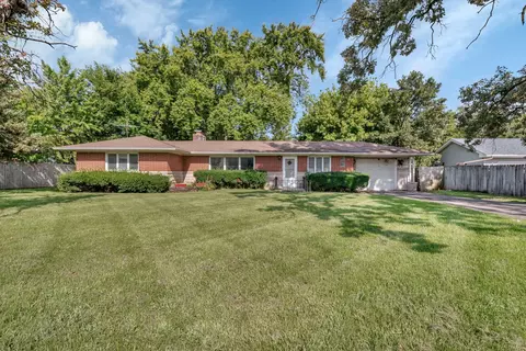 1108 E 9th St, Lockport, IL 60441