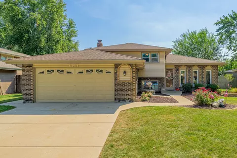 11051 Kimberly Trl, Mokena, IL 60448