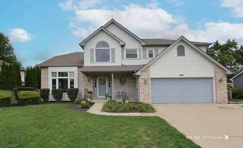 446 Windsor Dr, Oswego, IL 60543