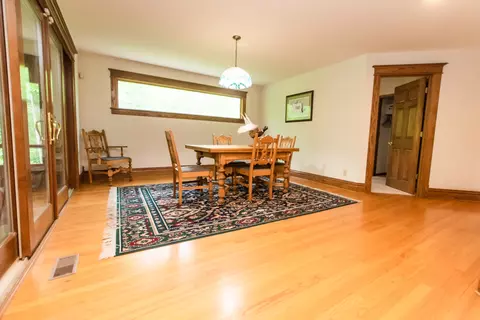 Dining - 1131 Fourth Ave, Dixon, IL 61021 photo 1 of 2