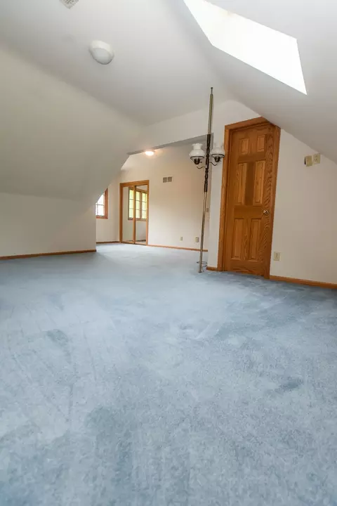 Bedroom - 1131 Fourth Ave, Dixon, IL 61021 photo 4 of 5