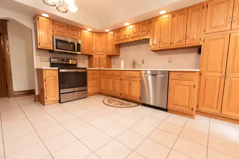 Kitchen - 1131 Fourth Ave, Dixon, IL 61021 photo 3 of 3