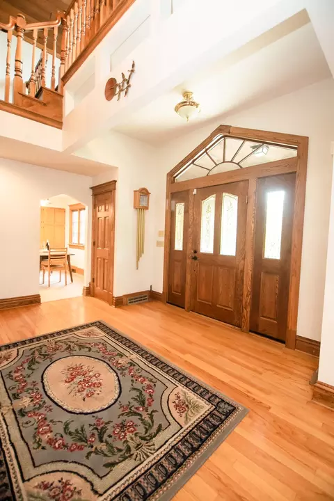 Entry Way - 1131 Fourth Ave, Dixon, IL 61021 photo 10 of 10