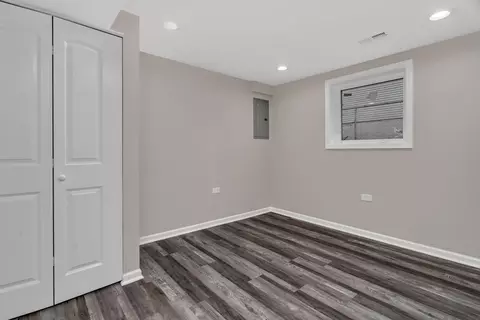 Bedroom - 16633 Paulina St, Markham, IL 60428 photo 5 of 6