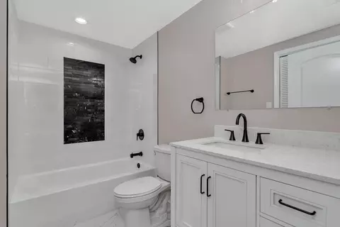 Bath - 16633 Paulina St, Markham, IL 60428 photo 2 of 2