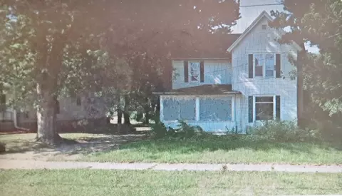 501 W Main St W, Morrison, IL 61270
