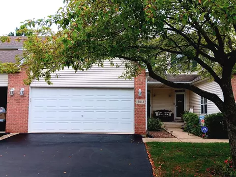 16013 W Iroquois Dr, Lockport, IL 60441