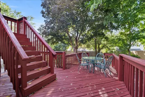 Exterior - 109 S Devonshire Dr, Bloomington, IL 61705 photo 5 of 5