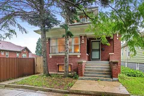 7711 S Throop St, Chicago, IL 60620