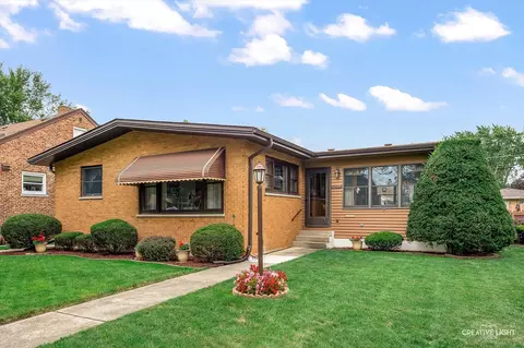 12045 Greenwood Ave, Blue Island, IL 60406