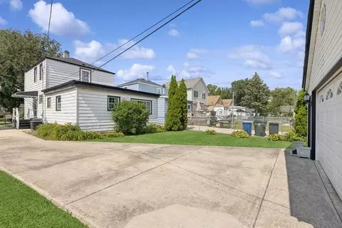Exterior - 4531 Grove Ave, Forest View, IL 60402 photo 1 of 3