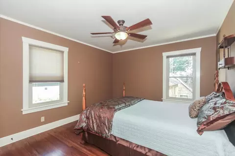 Bedroom - 315 N Commonwealth Ave, Elgin, IL 60123 photo 5 of 8
