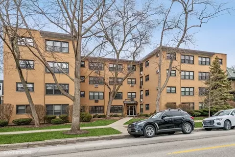 444 Washington Blvd #406, Oak Park, IL 60302