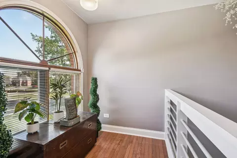Entry Way - 3224 Cumberland Trl, Olympia Fields, IL 60461 photo 4 of 4