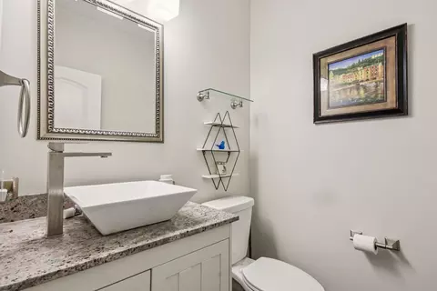 Bath - 3224 Cumberland Trl, Olympia Fields, IL 60461 photo 1 of 6