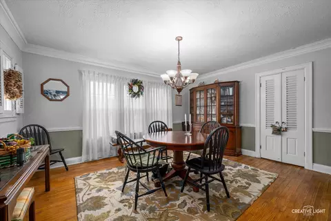 208 Ingleside Ave, Aurora, IL 60506 photo 4