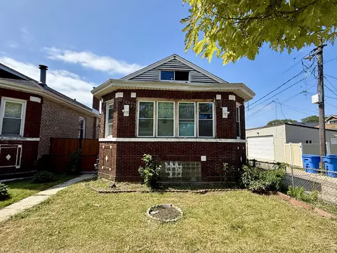 7214 S Bell Ave, Chicago, IL 60636