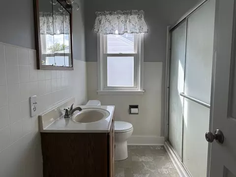 Bath - 500 W Winfield St, Morrison, IL 61270 photo 1 of 1