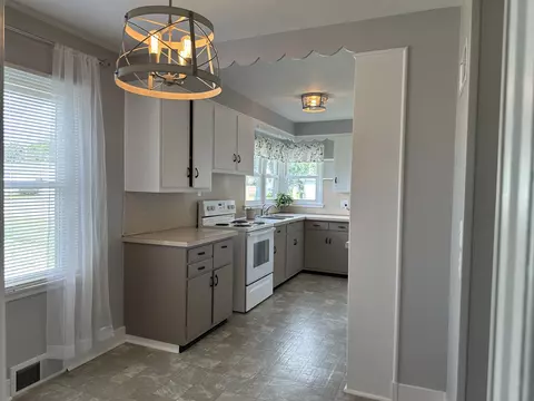 Kitchen - 500 W Winfield St, Morrison, IL 61270 photo 1 of 2