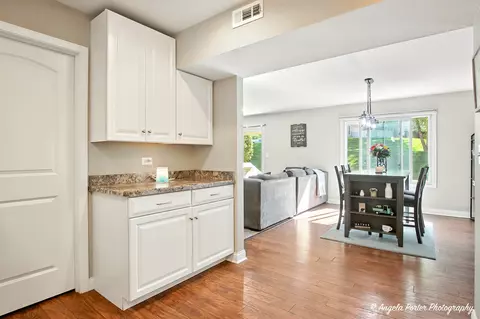 408 Waters Edge Dr #D, Mchenry, IL 60050 photo 12