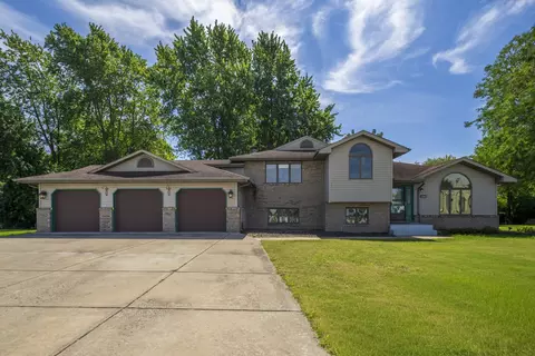 10046 Polk Ct, Crown Point, IN 46307