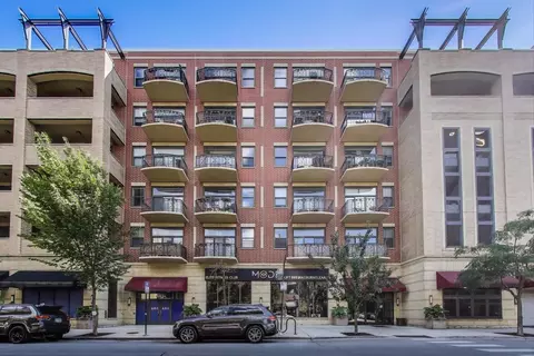 1301 W Madison St #311, Chicago, IL 60607