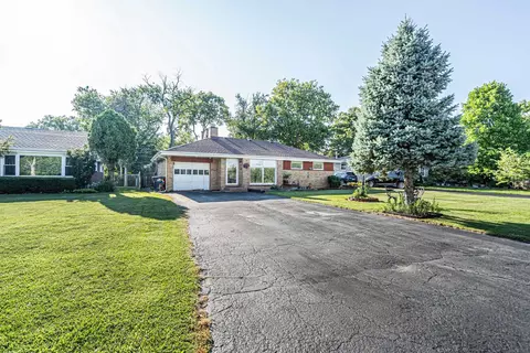 894 Parkview Ln, Des Plaines, IL 60016 photo 1