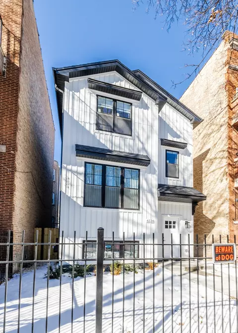 6126 S Eberhart Ave, Chicago, IL 60637
