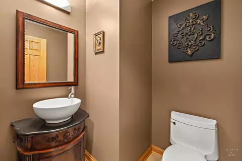 Bath - 1336 Vernon Ln, Bartlett, IL 60103 photo 1 of 4