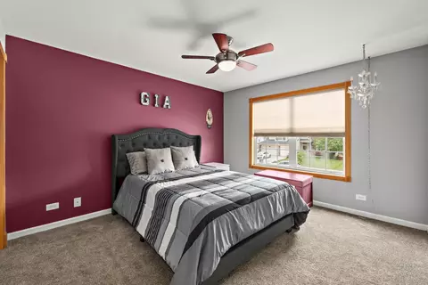 Bedroom - 1336 Vernon Ln, Bartlett, IL 60103 photo 2 of 2