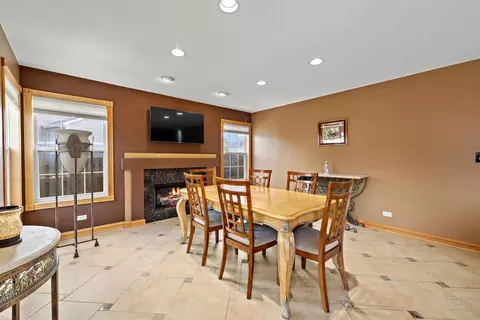 Dining - 1336 Vernon Ln, Bartlett, IL 60103 photo 1 of 2