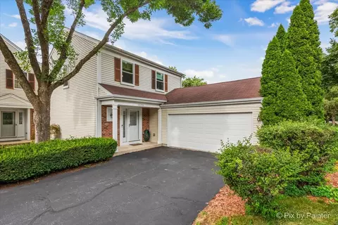 1025 Oswego Rd, Naperville, IL 60540