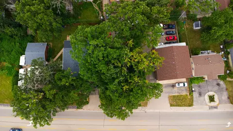 1110 N Fairfield Rd, Round Lake Beach, IL 60073