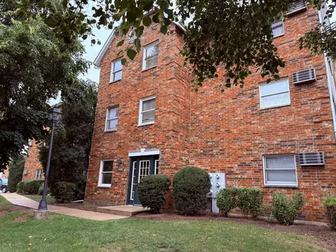 4408 W Shamrock Ln #3A, Mchenry, IL 60050