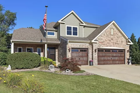 500 Ridgewood Dr, Antioch, IL 60002