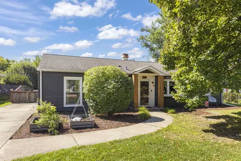 5508 S Bruner St, Hinsdale, IL 60521