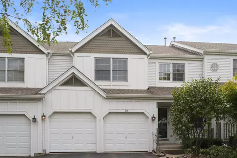 315 Spring Point Dr, Carpentersville, IL 60110