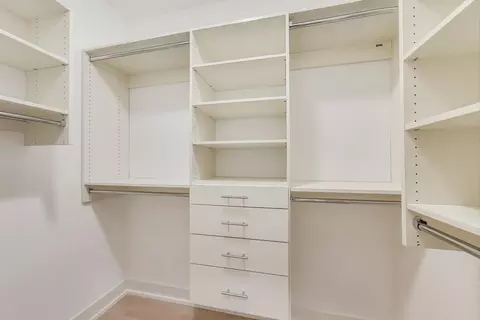 3840 W Cornelia Ave, Chicago, IL 60618 photo 24