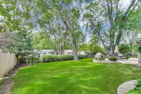Exterior - 1562 Burning Trl, Wheaton, IL 60189 photo 11 of 11