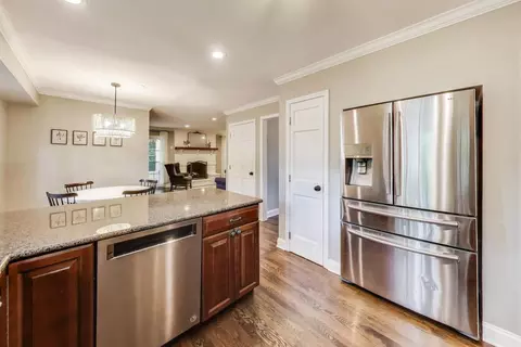 Kitchen - 1562 Burning Trl, Wheaton, IL 60189 photo 3 of 3